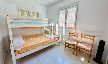 Återförsäljning - Lägenhet / lägenhet - Torrevieja - Los Frutales