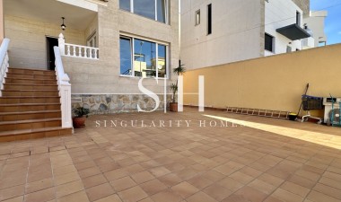 Herverkoop - Villa - Orihuela Costa - Costa Blanca