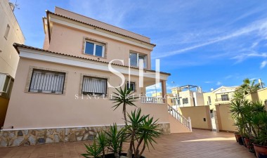Herverkoop - Villa - Orihuela Costa - Costa Blanca
