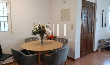 Resale - Villa - Los Montesinos - Costa Blanca