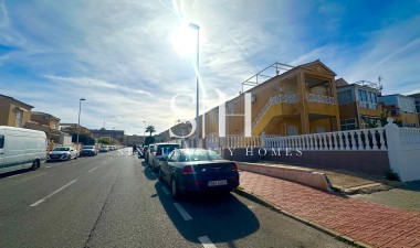Återförsäljning - Bungalow - Torrevieja - Playa de los Locos