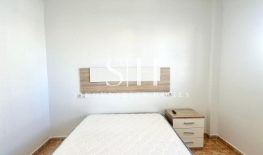 Återförsäljning - Bungalow - Torrevieja - Playa de los Locos