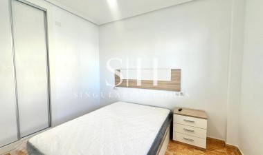 Återförsäljning - Bungalow - Torrevieja - Playa de los Locos