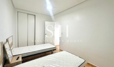 Återförsäljning - Bungalow - Torrevieja - Playa de los Locos