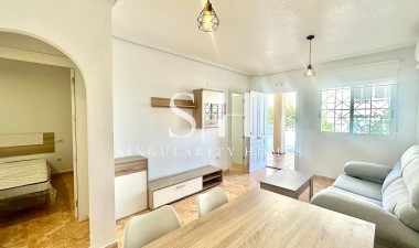 Återförsäljning - Bungalow - Torrevieja - Playa de los Locos