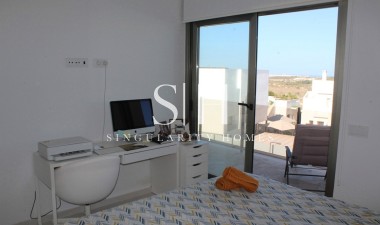 Перепродажа - Villa - San Miguel de Salinas - Inland