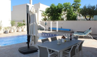 Перепродажа - Villa - San Miguel de Salinas - Inland