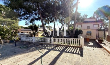Перепродажа - Villa - Pilar de la Horadada - Costa Blanca