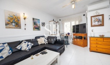 Resale - Villa - Torrevieja - Calas Blanca