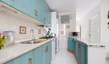 Resale - Villa - Torrevieja - Calas Blanca