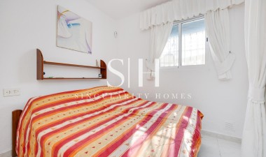 Resale - Villa - Torrevieja - Calas Blanca