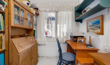 Resale - Villa - Torrevieja - Calas Blanca