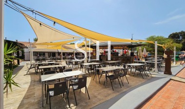 Resale - Villa - Torrevieja - Calas Blanca