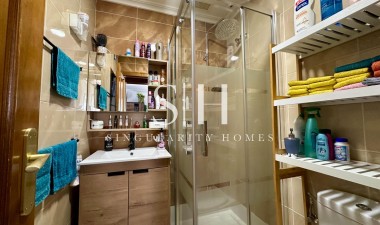 Resale - Villa - San Miguel de Salinas - Residencial Los Flamencos