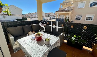 Resale - Villa - San Miguel de Salinas - Residencial Los Flamencos