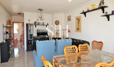 Resale - House - Orihuela Costa - Villamartin