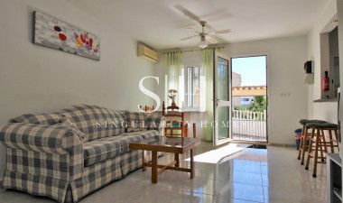 Resale - House - Orihuela Costa - Villamartin