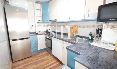 Resale - Apartment / flat - Torrevieja - Acequion