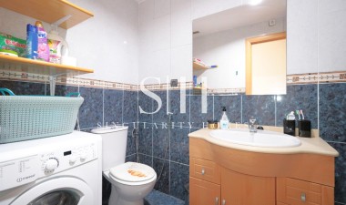 Resale - Apartment / flat - Torrevieja - Acequion