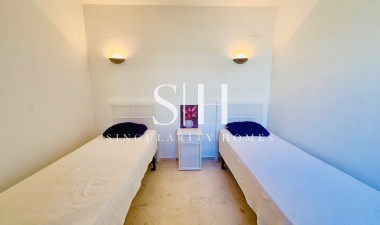 Перепродажа - Квартира / квартира - Orihuela Costa - Punta Prima