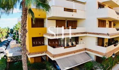 Перепродажа - Квартира / квартира - Orihuela Costa - Punta Prima