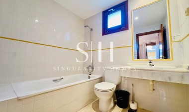 Перепродажа - Квартира / квартира - Orihuela Costa - Punta Prima