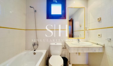 Перепродажа - Квартира / квартира - Orihuela Costa - Punta Prima