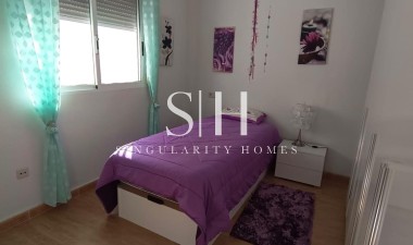 Odsprzedaż - Bungalow - Orihuela Costa - Los Almendros-la Florida