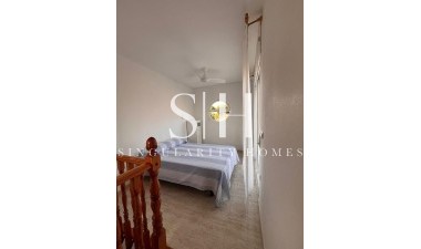 Odsprzedaż - Dom - Orihuela Costa - Campoamor