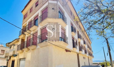 Resale - Apartment / flat - Avileses