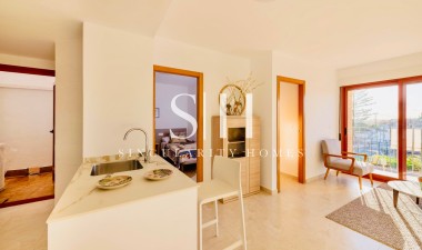 Resale - Apartment / flat - Avileses