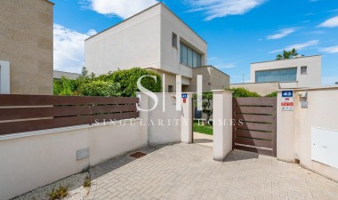 Перепродажа - Villa - Orihuela Costa - Costa Blanca