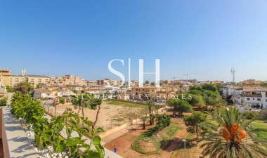 Återförsäljning - Lägenhet / lägenhet - Torrevieja - Punta prima