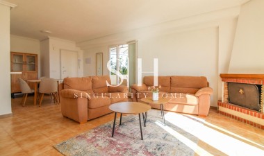 Återförsäljning - Lägenhet / lägenhet - Torrevieja - Punta prima