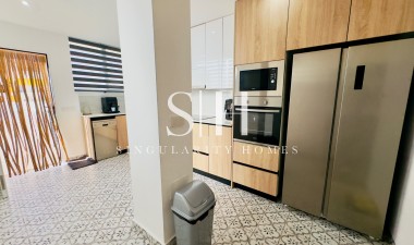 Odsprzedaż - Dom - Guardamar del Segura - EL RASO