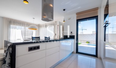 Перепродажа - Villa - Ciudad Quesada - Costa Blanca
