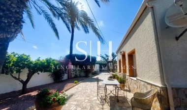 Återförsäljning - Villa - La marina - Costa Blanca