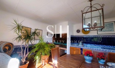 Återförsäljning - Villa - La marina - Costa Blanca