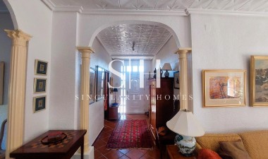 Återförsäljning - Villa - La marina - Costa Blanca