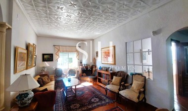 Återförsäljning - Villa - La marina - Costa Blanca