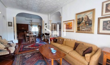 Återförsäljning - Villa - La marina - Costa Blanca