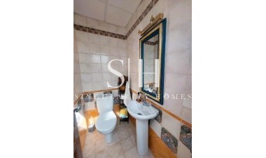 Återförsäljning - Villa - La marina - Costa Blanca