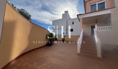 Wiederverkauf - Villa - Orihuela Costa - Villamartín-las Filipinas