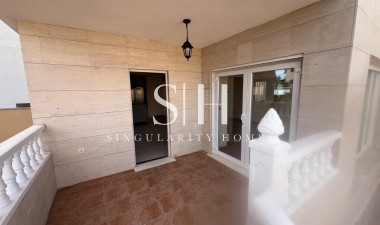 Wiederverkauf - Villa - Orihuela Costa - Villamartín-las Filipinas