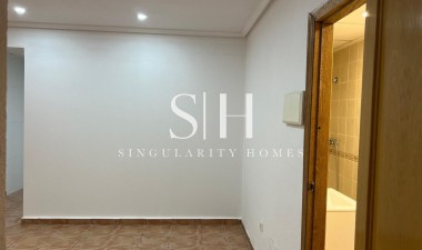 Wiederverkauf - Villa - Orihuela Costa - Villamartín-las Filipinas