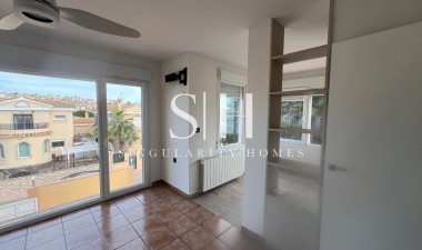 Wiederverkauf - Villa - Orihuela Costa - Villamartín-las Filipinas