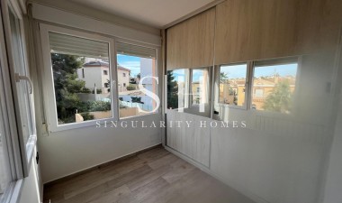 Wiederverkauf - Villa - Orihuela Costa - Villamartín-las Filipinas