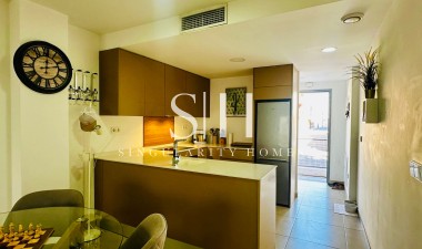 Resale - Apartment / flat - Pilar de la Horadada - pueblo