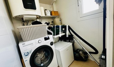 Resale - Apartment / flat - Pilar de la Horadada - pueblo