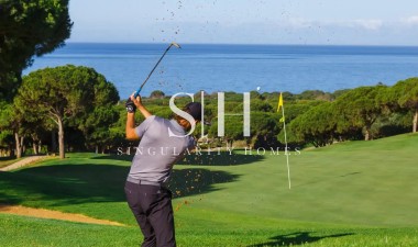 Новое здание - Квартира / квартира - Marbella - Cabopino Golf